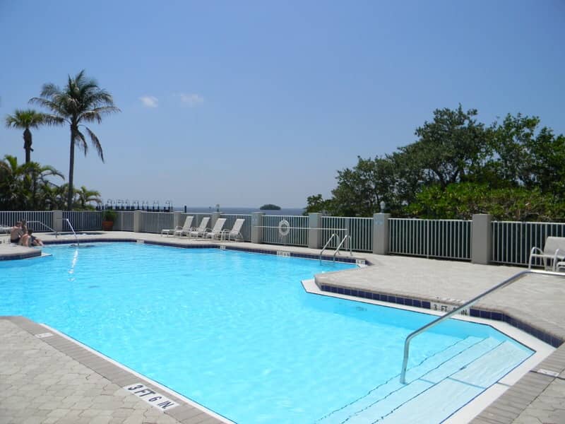 bay_view_pool